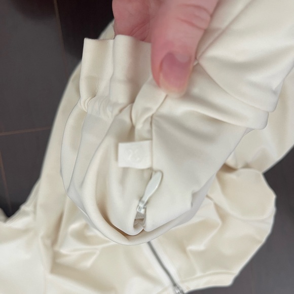 Lululemon jacket - Picture 3 of 3